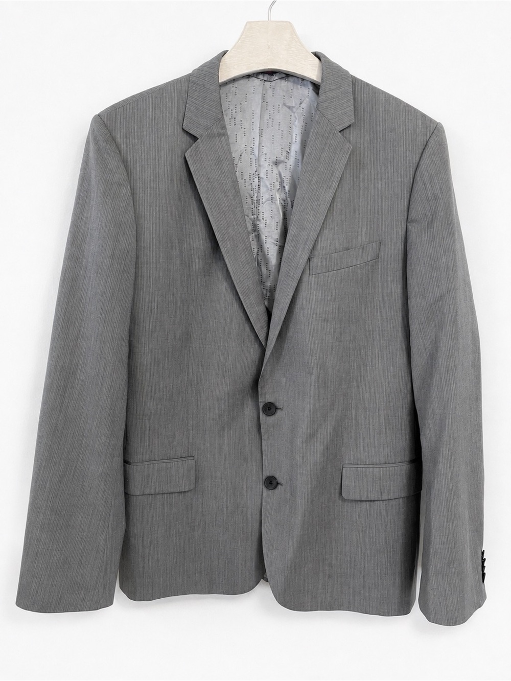 Hugo Boss Blazer 44R Gray Amaro 100% Virgin Wool Modern Sports Coat Formal